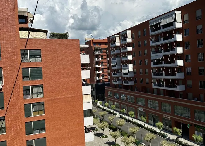 Kevin's Delijorgj アパート ティラナ